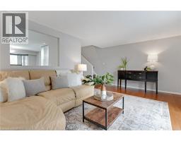 34 ROSEBANK Crescent - 10