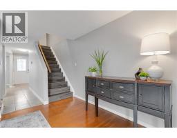 34 ROSEBANK Crescent - 12