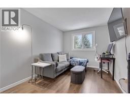 34 ROSEBANK Crescent - 16