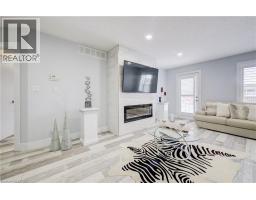 10 ISHERWOOD Avenue UnitNo. 18 - 10