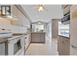 84 WOOD GROVE Crescent - 22