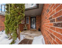 84 WOOD GROVE Crescent - 3