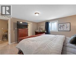 84 WOOD GROVE Crescent - 32