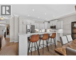 2 SOUTHWOOD Crescent - 11