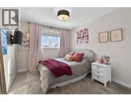 2 SOUTHWOOD Crescent - 29