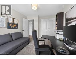 2 SOUTHWOOD Crescent - 32