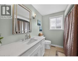 2 SOUTHWOOD Crescent - 38