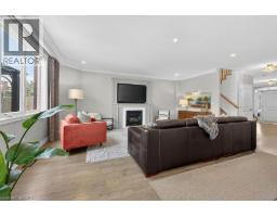 2 SOUTHWOOD Crescent - 9