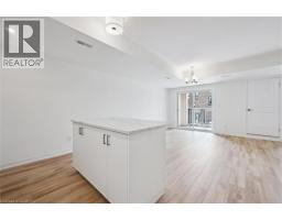 44 URBANE Boulevard - 10