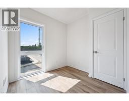 44 URBANE Boulevard - 11