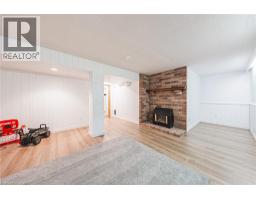 35 COWAN Boulevard - 35