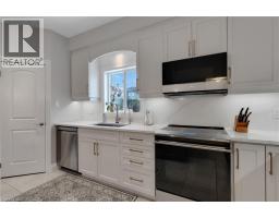 43 FREURE Drive - 15