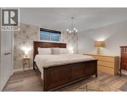 43 FREURE Drive - 38