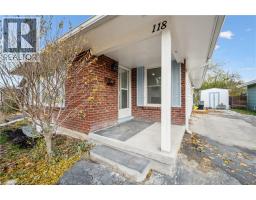 118 SELKIRK Drive - 3
