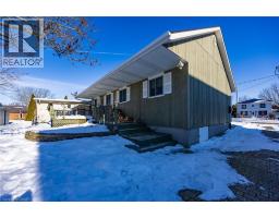 8 PICKEREL Road - 22