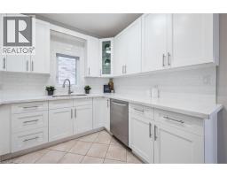 162 ESSON Street - 13