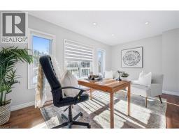 162 ESSON Street - 19