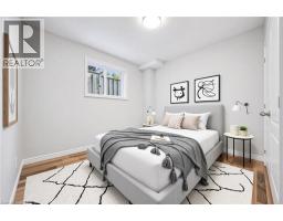 162 ESSON Street - 32