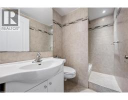 162 ESSON Street - 33