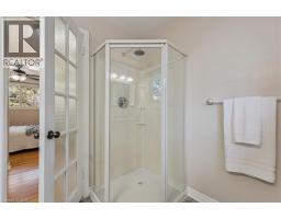 204 CEDARBRAE Avenue - 16