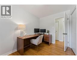 204 CEDARBRAE Avenue - 20