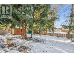 204 CEDARBRAE Avenue - 37