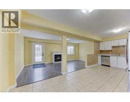 40 RED CLOVER Crescent - 16