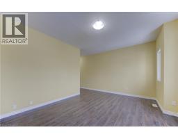 40 RED CLOVER Crescent - 28