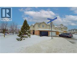 40 RED CLOVER Crescent - 3