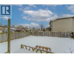 40 RED CLOVER Crescent - 42