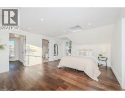 44 HOPE Street W - 25