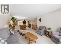 110 ARMSTRONG Street W - 13