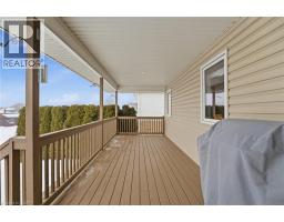 110 ARMSTRONG Street W - 32