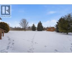 110 ARMSTRONG Street W - 34