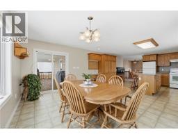 110 ARMSTRONG Street W - 5