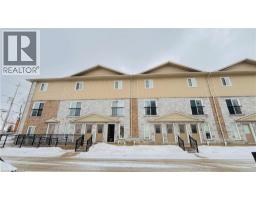 122 COURTLAND Avenue E UnitNo. 6 - 3