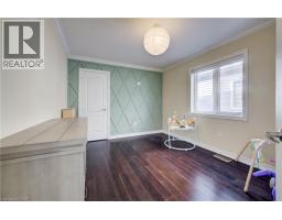 524 LINDEN Drive - 33