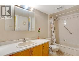 265 WESTCOURT Place UnitNo. 608 - 25