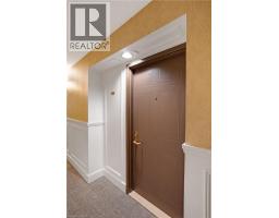 265 WESTCOURT Place UnitNo. 608 - 4