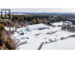 3907 WELLINGTON 35 Road - 39