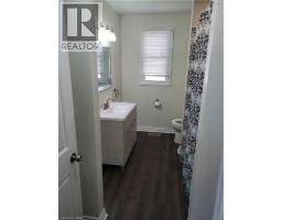 162 N BROCK Street N - 6