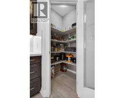 59 NETHERWOOD Road - 21