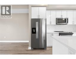 48 MARKLE Crescent - 12