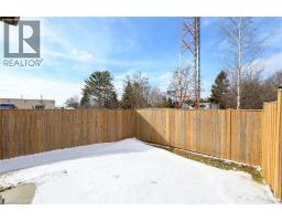 48 MARKLE Crescent - 48