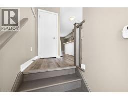 48 MARKLE Crescent - 6