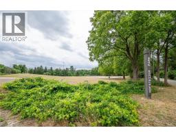 15 HOFSTETTER Avenue UnitNo. 205 - 31