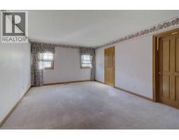 42 DONLY Drive S UnitNo. 2 - 14