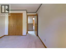 42 DONLY Drive S UnitNo. 2 - 21