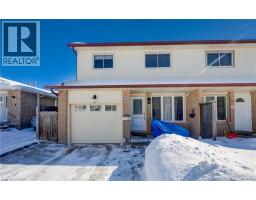 52 UXBRIDGE Crescent - 3