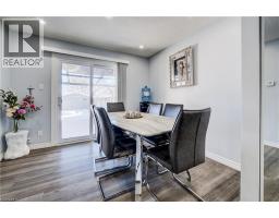 52 UXBRIDGE Crescent - 8